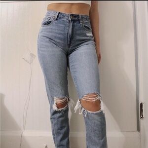 American Eagle Straight Leg Jeans